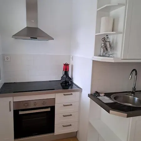 In Banana Beach, Apartment Marbella